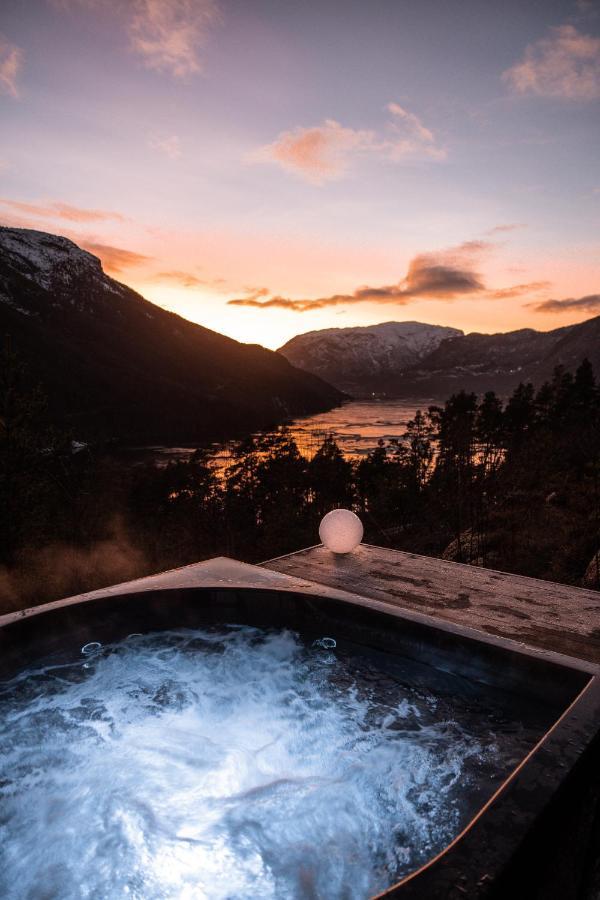 Sogndal Fjordpanorama - The View Villa Exterior photo